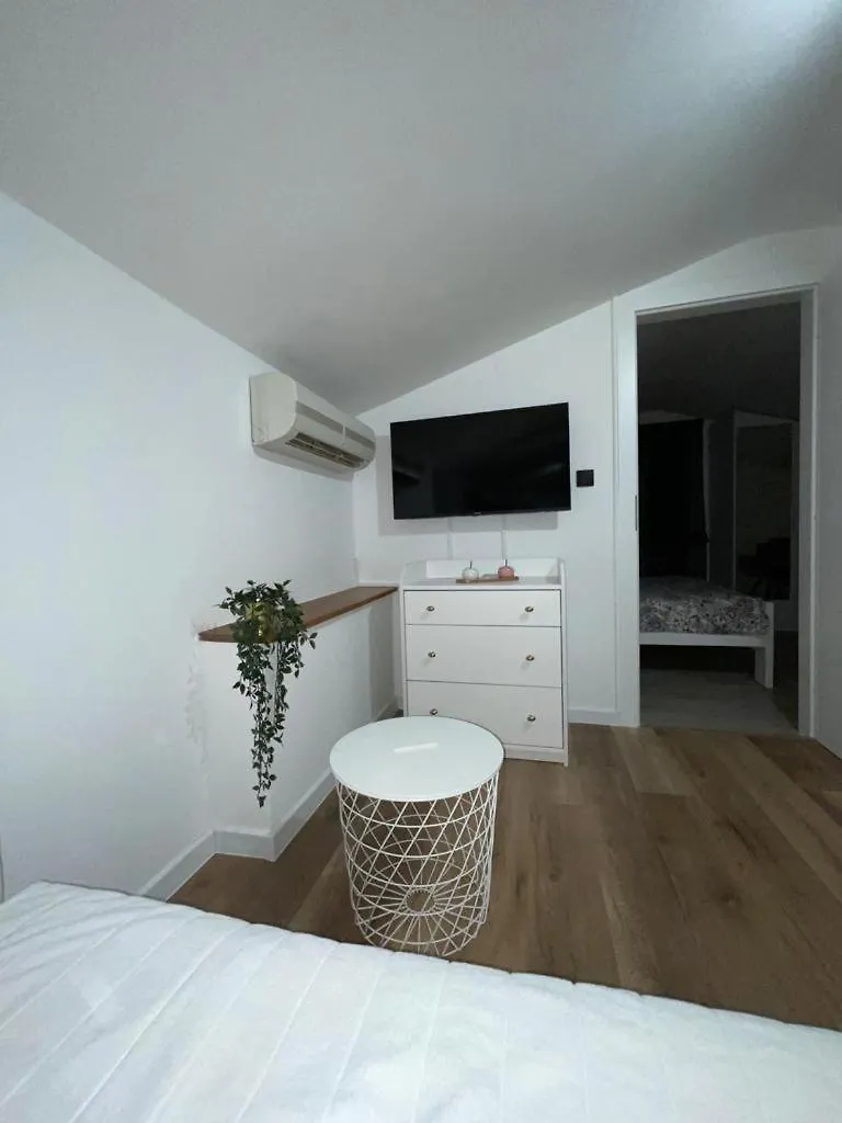 Apartman Dorotea Cres Apartment